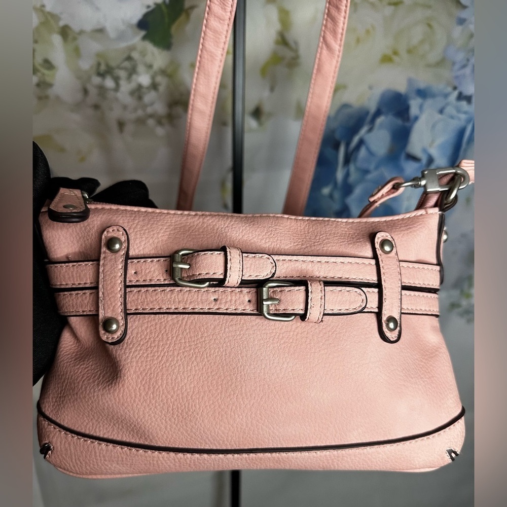 Maurices light pink crossbody with detachable strap NWOT​​​